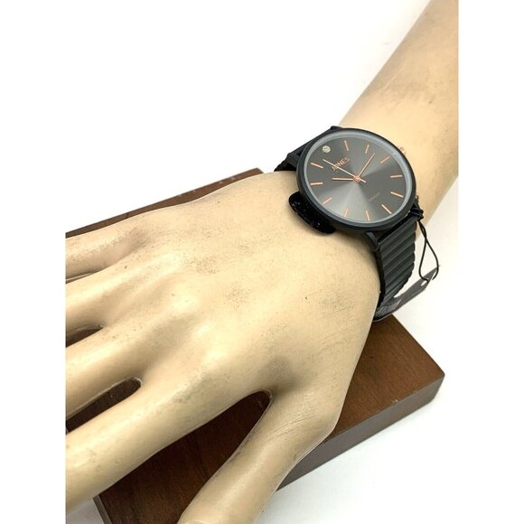 Jones Women's Watch 13944B-42-G02 Quartz Diamond Black Steel Rubber Band… - Picture 5 of 14